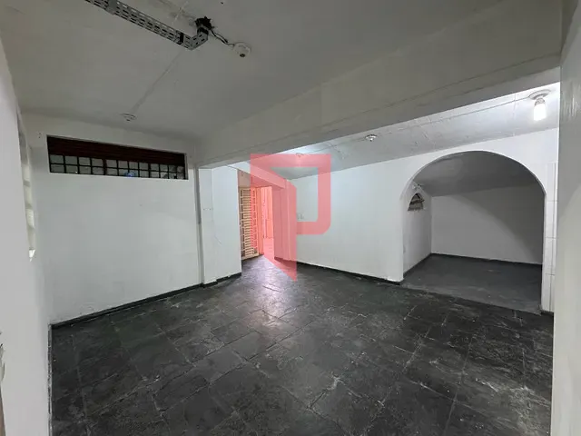 Casa para alugar, no bairro Caiçaras em Belo Horizonte