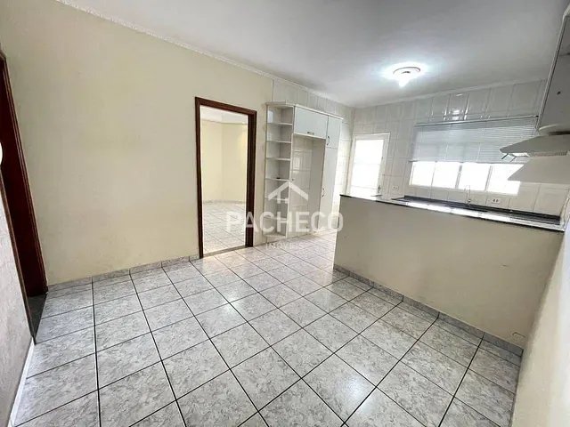 Casa 3 quartos e 2 banheiros, à venda, no bairro Vila Grego II em Santa Bárbara D'Oeste
