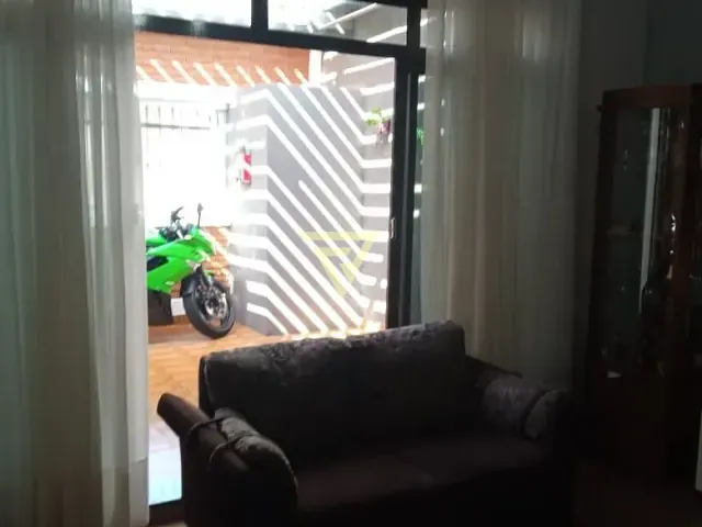 Casa com 200m² 3 quartos e 2 banheiros, à venda, no bairro Jardim Castelo Branco em Ribeirão Preto