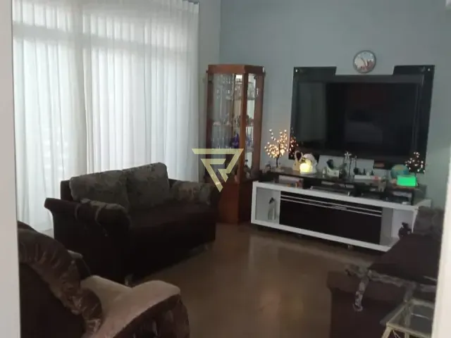 Casa com 200m² 3 quartos e 2 banheiros, à venda, no bairro Jardim Castelo Branco em Ribeirão Preto