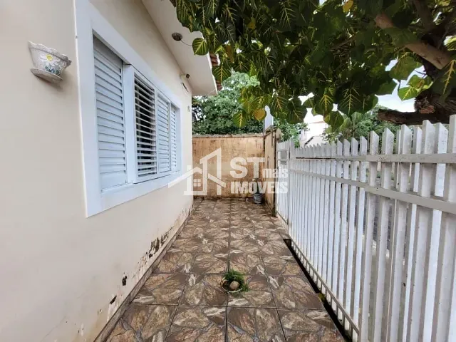 Casa com 200m² 2 quartos e 1 banheiro, à venda, no bairro Jardim Sovis em Andradas