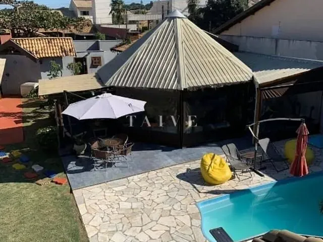 Casa 3 quartos e 4 banheiros, à venda, no bairro Granville Parque Residencial em Londrina