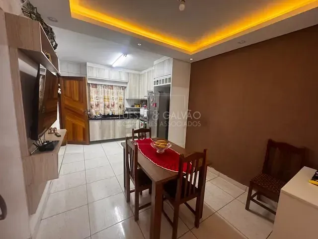 Casa com 88m² 2 quartos e 2 banheiros, à venda, no bairro Gralha Azul em Fazenda Rio Grande