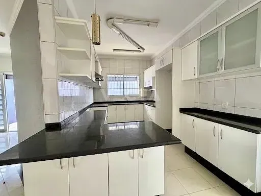 Casa, 3 quartos, 270 m² - Foto 9