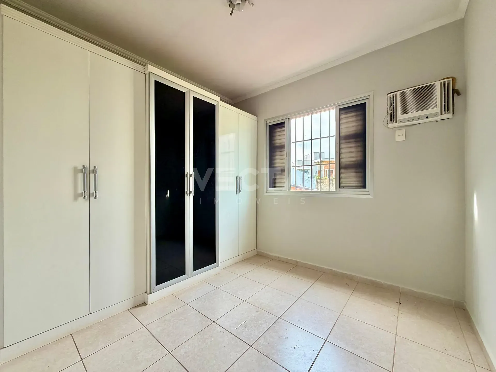 Casa, 3 quartos, 270 m² - Foto 11