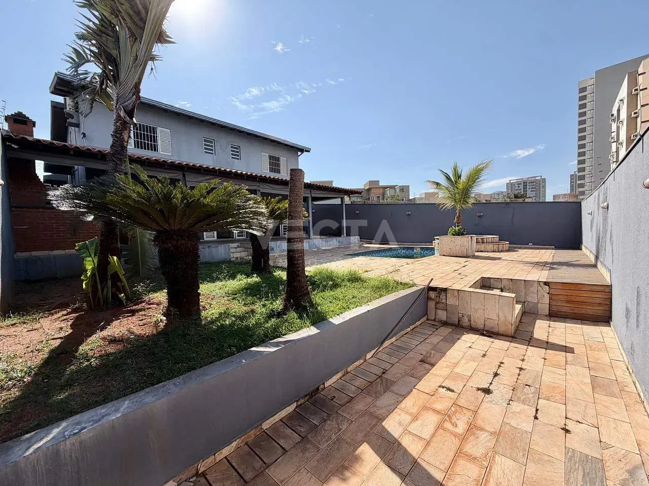 Casa, 3 quartos, 270 m² - Foto 35