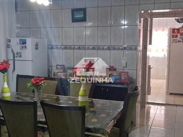 Casa com 125m² 3 quartos e 2 banheiros, à venda, no bairro Jardim Veloso em Osasco