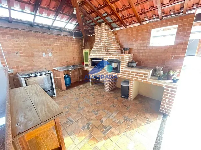 Casa com 164m² 3 quartos e 2 banheiros, à venda, no bairro Jardim das Indústrias em São José dos Campos