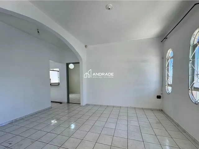 Casa 3 quartos e 2 banheiros, para alugar, no bairro Vila Santa Terezinha em Apucarana