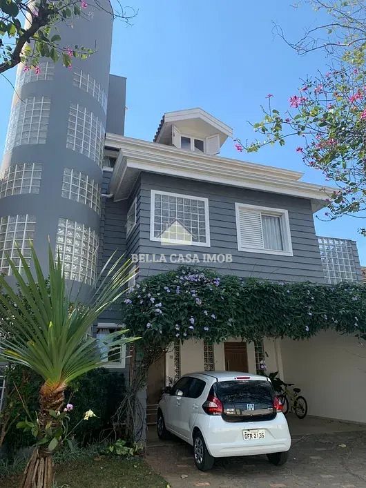 Casa à venda com 5 quartos, 380m² - Foto 1