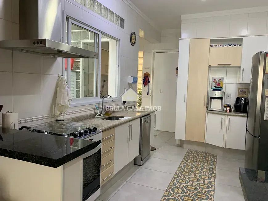 Casa à venda com 5 quartos, 380m² - Foto 10