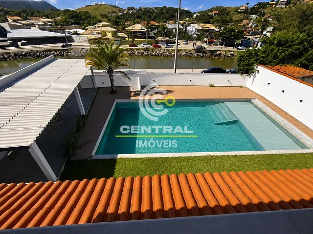 Casa com 577m² 4 quartos e 1 banheiro, à venda, no bairro Ponta Negra (Ponta Negra) em Maricá