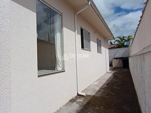 Casa com 275m² 3 quartos e 1 banheiro, à venda, no bairro Village São Luiz em Poços de Caldas