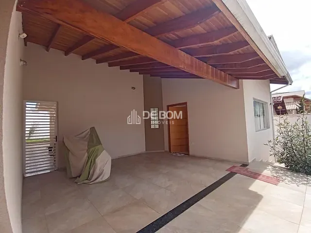 Casa com 275m² 3 quartos e 1 banheiro, à venda, no bairro Village São Luiz em Poços de Caldas