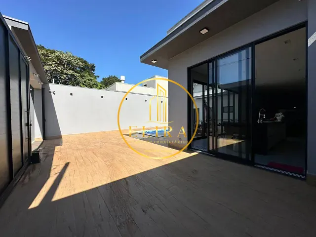 Casa com 300m² 1 quarto e 3 banheiros, à venda, no bairro Riviera Tamborlim em Americana