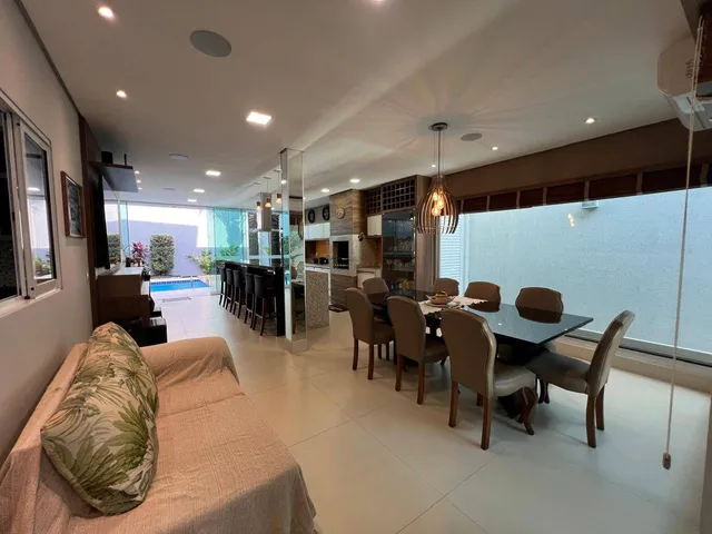 Casa 4 quartos e 6 banheiros, à venda, no bairro Terras de Santana em Londrina
