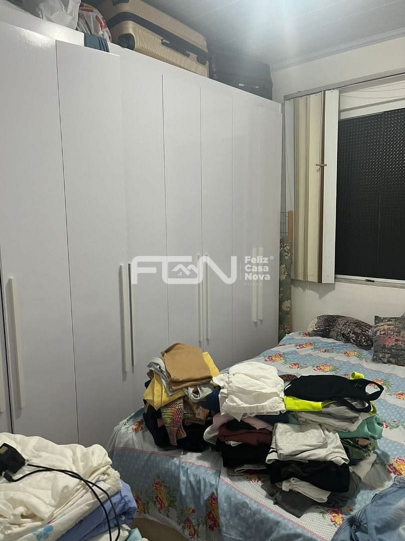 Casa à venda com 2 quartos, 68m² - Foto 9