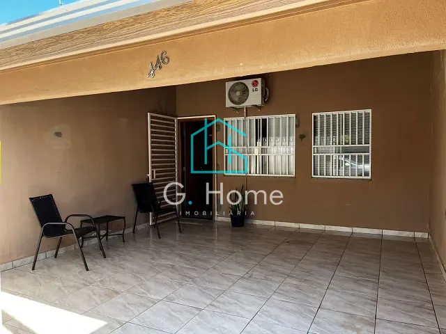 Casa com 125m² 3 quartos e 1 banheiro, à venda, no bairro Conjunto Habitacional Champagnat em Londrina