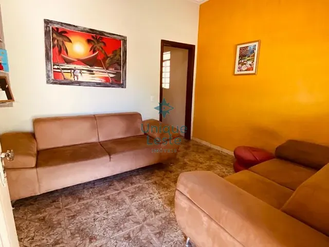 Casa com 360m² 2 quartos e 2 banheiros, à venda, no bairro Alvorada em Sabará