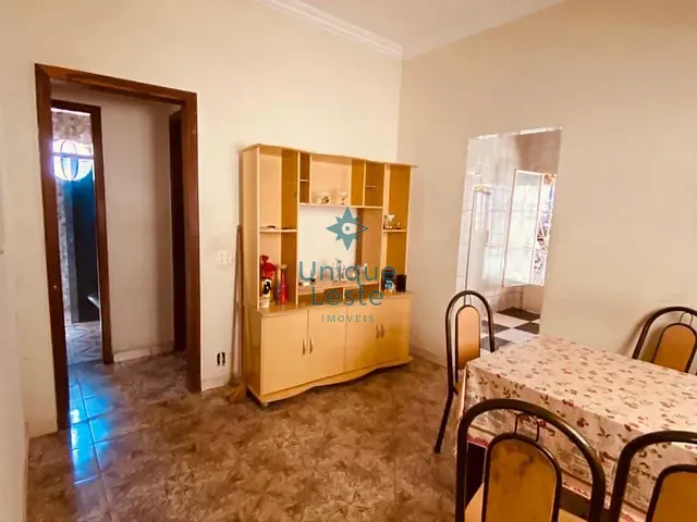 Casa com 360m² 2 quartos e 2 banheiros, à venda, no bairro Alvorada em Sabará