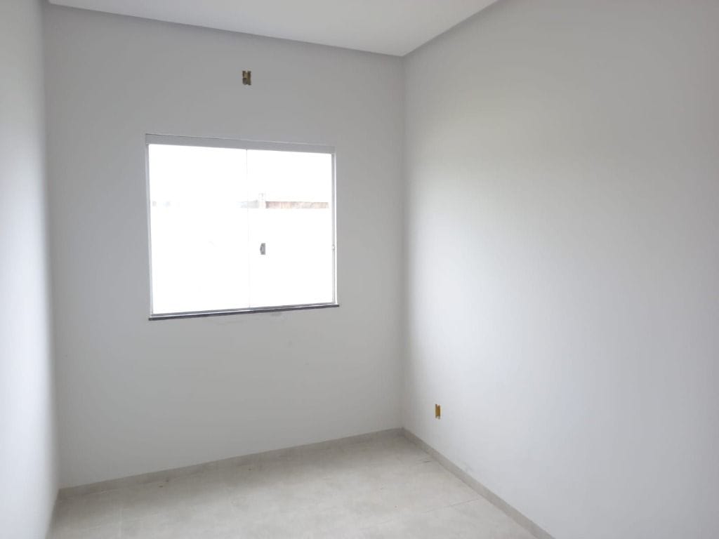 Casa à venda com 3 quartos, 85m² - Foto 1