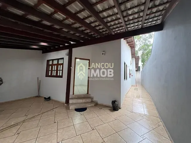 Casa 2 quartos e 1 banheiro, à venda, no bairro Jardim Itália em Várzea Paulista