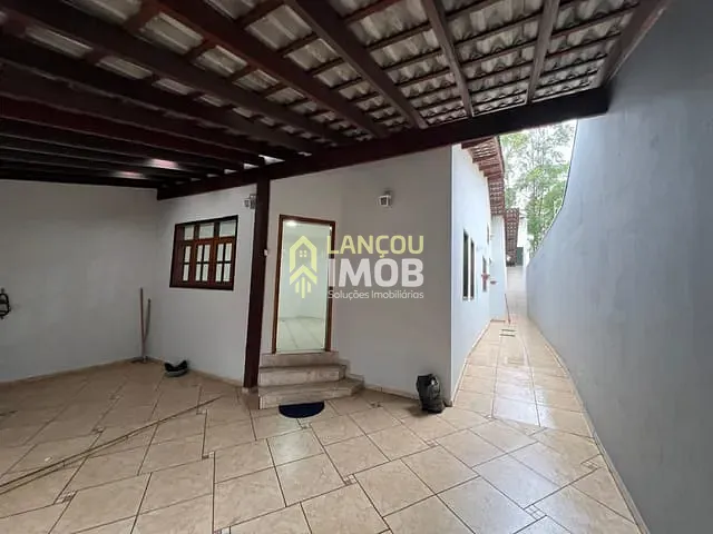 Casa 2 quartos e 1 banheiro, à venda, no bairro Jardim Itália em Várzea Paulista