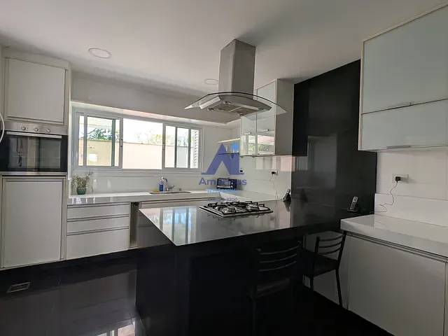 Casa com 260m² 4 quartos e 6 banheiros, à venda, no bairro Recreio dos Bandeirantes em Rio de Janeiro