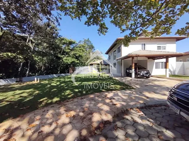 Casa com 950m² 4 quartos e 6 banheiros, à venda, no bairro Morada da Praia em Bertioga