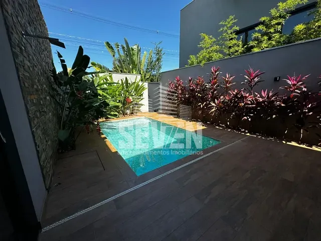 Casa com 448m² 4 quartos e 5 banheiros, à venda, no bairro Vila Aviação em Bauru