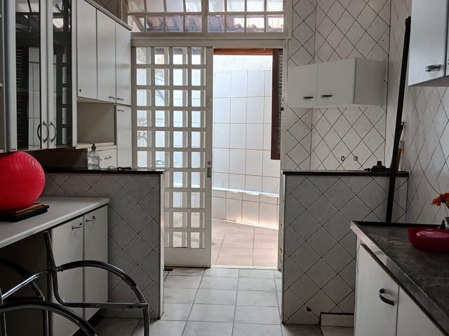 Casa com 90m² 2 quartos e 2 banheiros, à venda, no bairro Centro em Taubaté