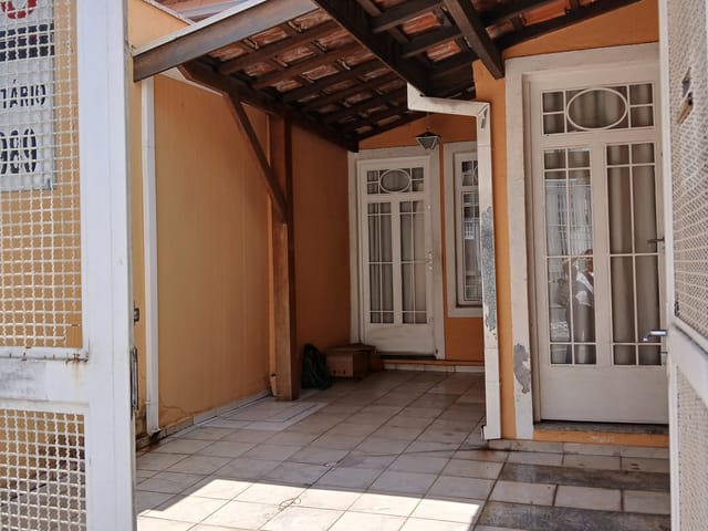 Casa com 90m² 2 quartos e 2 banheiros, à venda, no bairro Centro em Taubaté