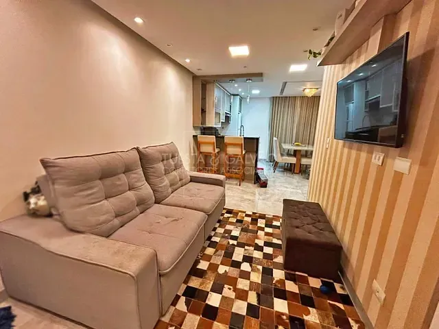 Casa com 90m² 2 quartos e 1 banheiro, à venda, no bairro Guaraituba em Colombo