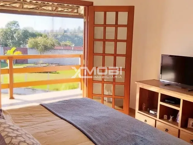 Casa com 1600m² 5 quartos e 6 banheiros, à venda, no bairro Esplanada do Carmo em Jarinu