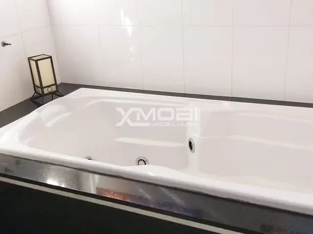 Casa com 1600m² 5 quartos e 6 banheiros, à venda, no bairro Esplanada do Carmo em Jarinu