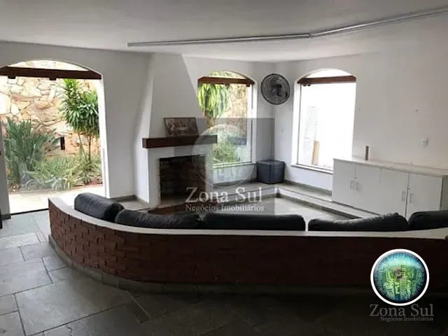 Casa com 277m² 3 quartos e 4 banheiros, à venda ou para alugar, no bairro Jardim Vergueiro em Sorocaba