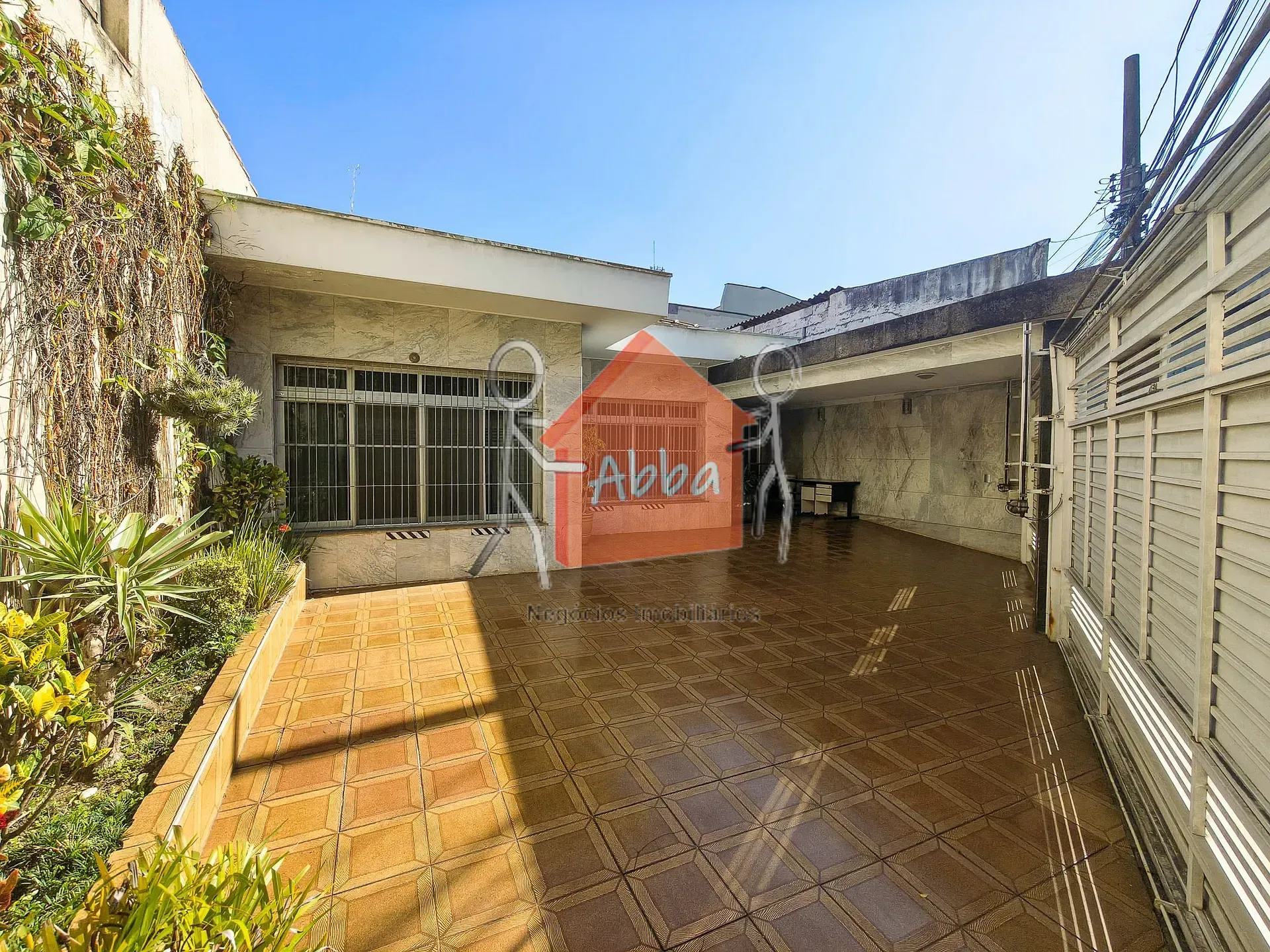 Casa, 3 quartos, 234 m² - Foto 1