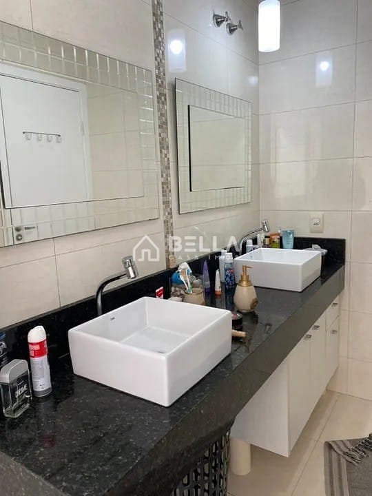 Casa à venda com 3 quartos, 180m² - Foto 9