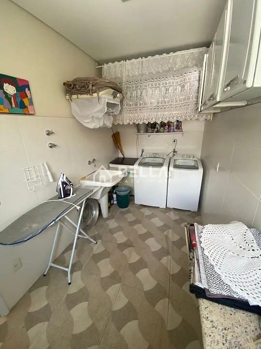 Casa à venda com 3 quartos, 180m² - Foto 11