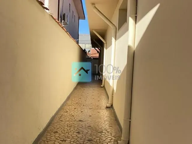 Casa com 300m² 3 quartos e 2 banheiros, à venda, no bairro Vila Nair em São José dos Campos
