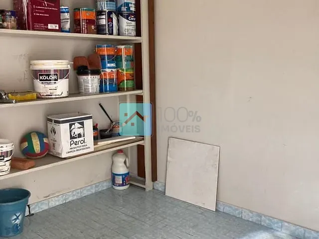 Casa com 300m² 3 quartos e 2 banheiros, à venda, no bairro Vila Nair em São José dos Campos