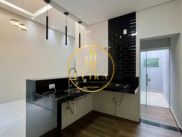 Casa com 150m² 3 quartos e 2 banheiros, à venda, no bairro Parque Residencial Jaguari em Americana