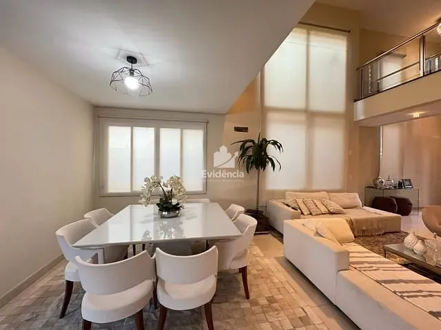 Casa 3 quartos e 5 banheiros, à venda, no bairro Vivendas do Arvoredo em Londrina