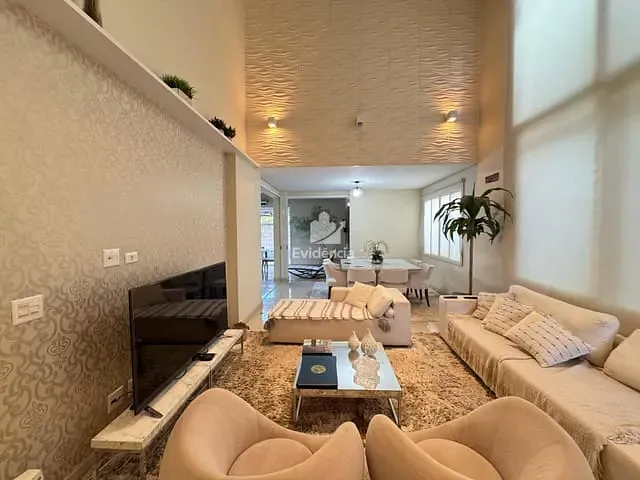 Casa 3 quartos e 5 banheiros, à venda, no bairro Vivendas do Arvoredo em Londrina