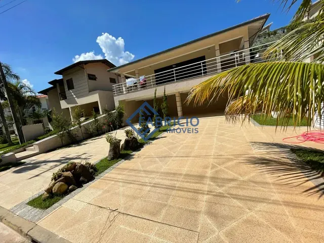 Casa com 525m² 4 quartos e 2 banheiros, à venda ou para alugar, no bairro Bosque em Vinhedo