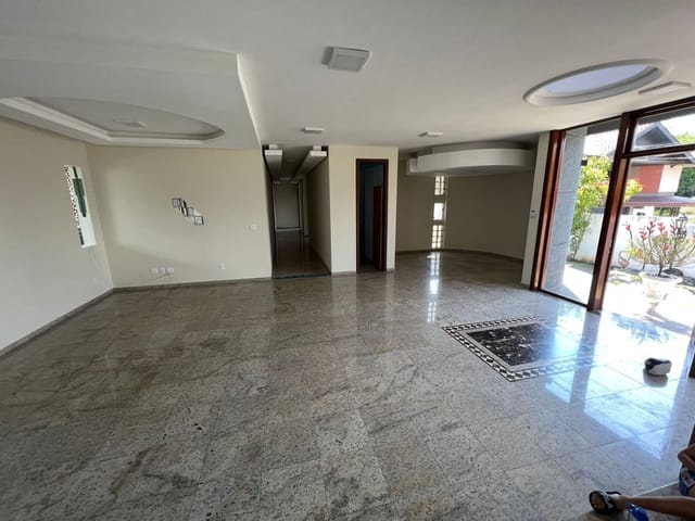 Casa com 1347m² 5 quartos e 5 banheiros, à venda, no bairro Urbanova em São José dos Campos