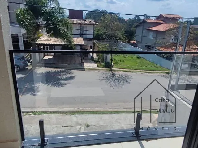 Casa com 252m² 3 quartos e 3 banheiros, à venda, no bairro Pitas em Cotia
