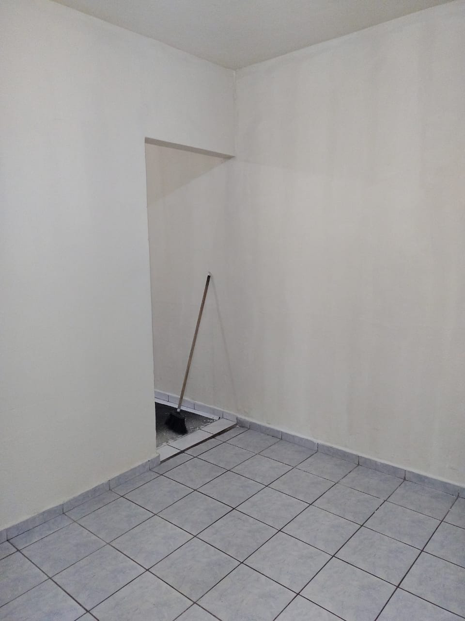 Casa para alugar com 1 quarto, 55m² - Foto 4