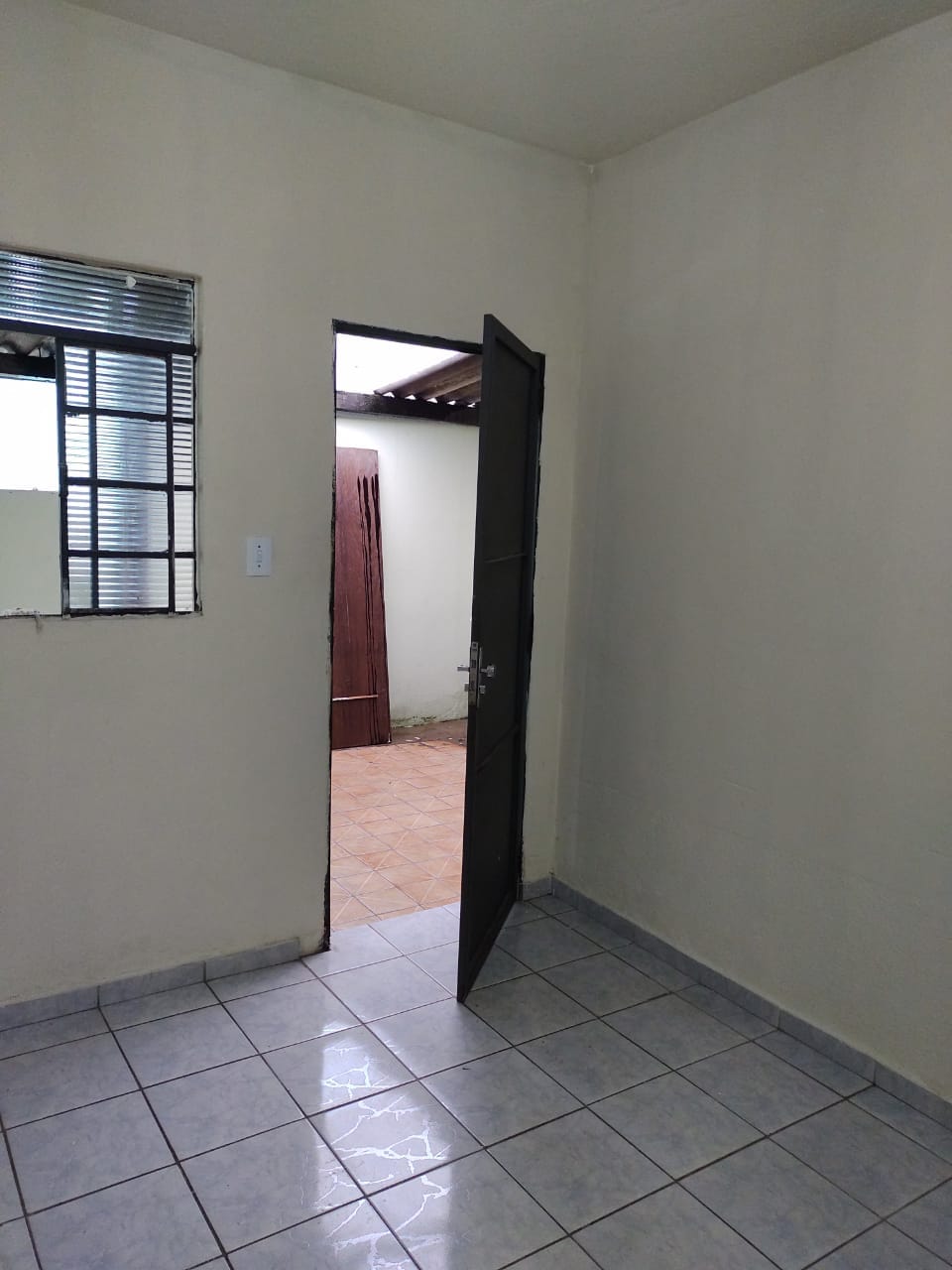 Casa para alugar com 1 quarto, 55m² - Foto 2