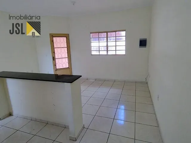 Casa com 125m² 3 quartos e 2 banheiros, à venda, no bairro Village das Flores em Caçapava
